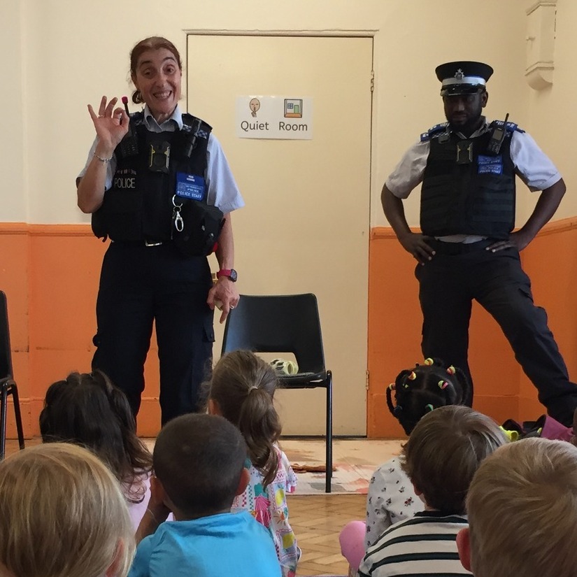 ClockhousePreSc's tweet photo. Huge thanks to @metpolice_uk Clock House Snt for visiting us last week to talk about staying safe! We loved having you with us - the children are still talking about it! #earlylearning #earlyeducation #stayingsafe https://t.co/p0epJyL5dq https://t.co/GzohwSDZ2v