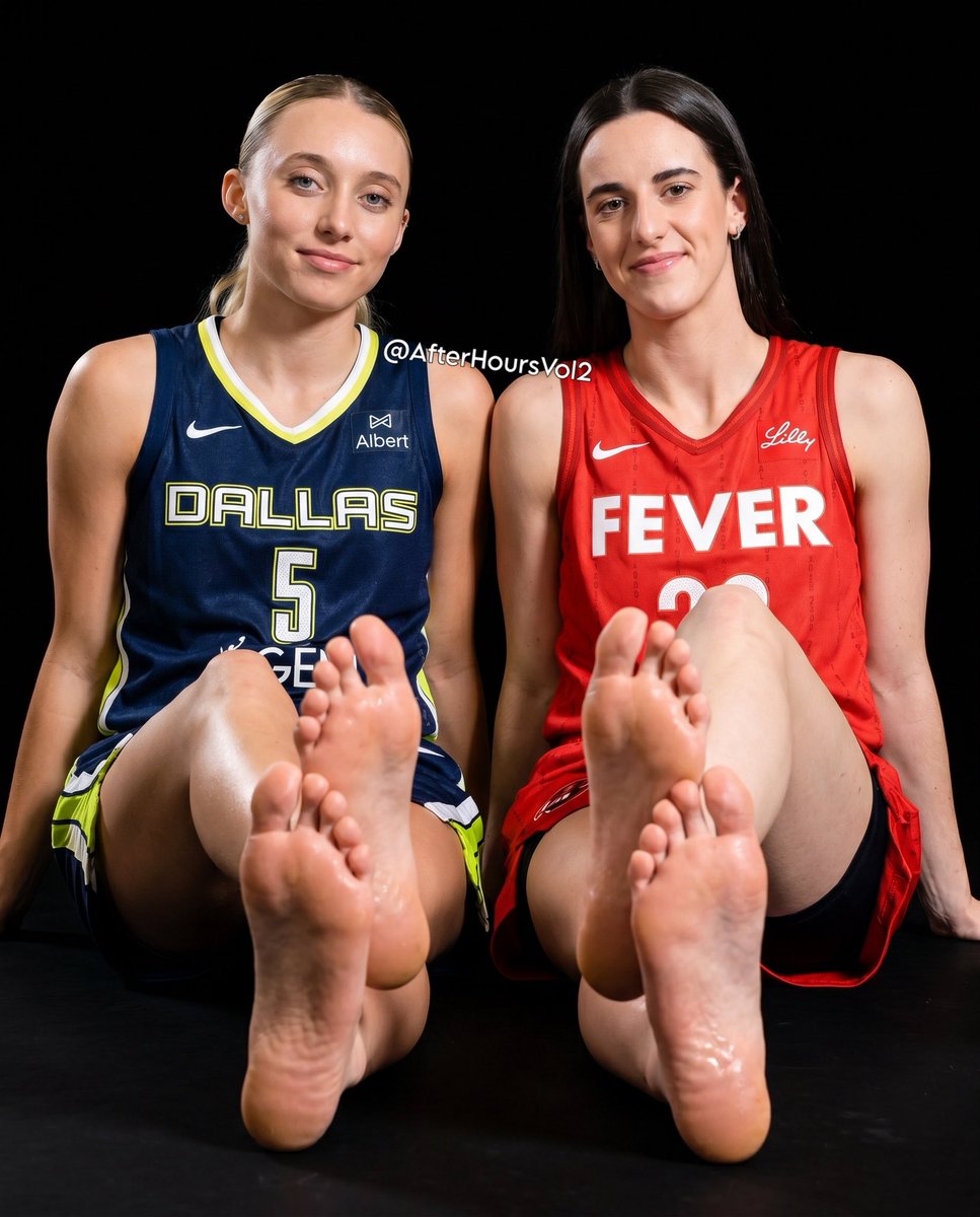 AfterHoursVol2's tweet photo. Caitlin Clark And Paige Bueckers | Two Offensive Bucksts https://t.co/fTLaIAnYLK
