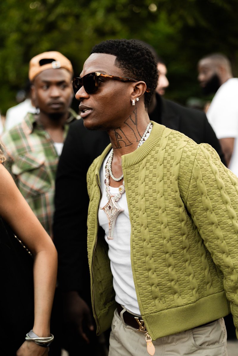 Elozino__'s tweet photo. JUST IN 🚨

Wizkid has now surpassed 11.2 BILLION streams across all credits on Spotify.

He remains the most streamed African artist on Spotify. 🦅 https://t.co/d04fsJwDWx