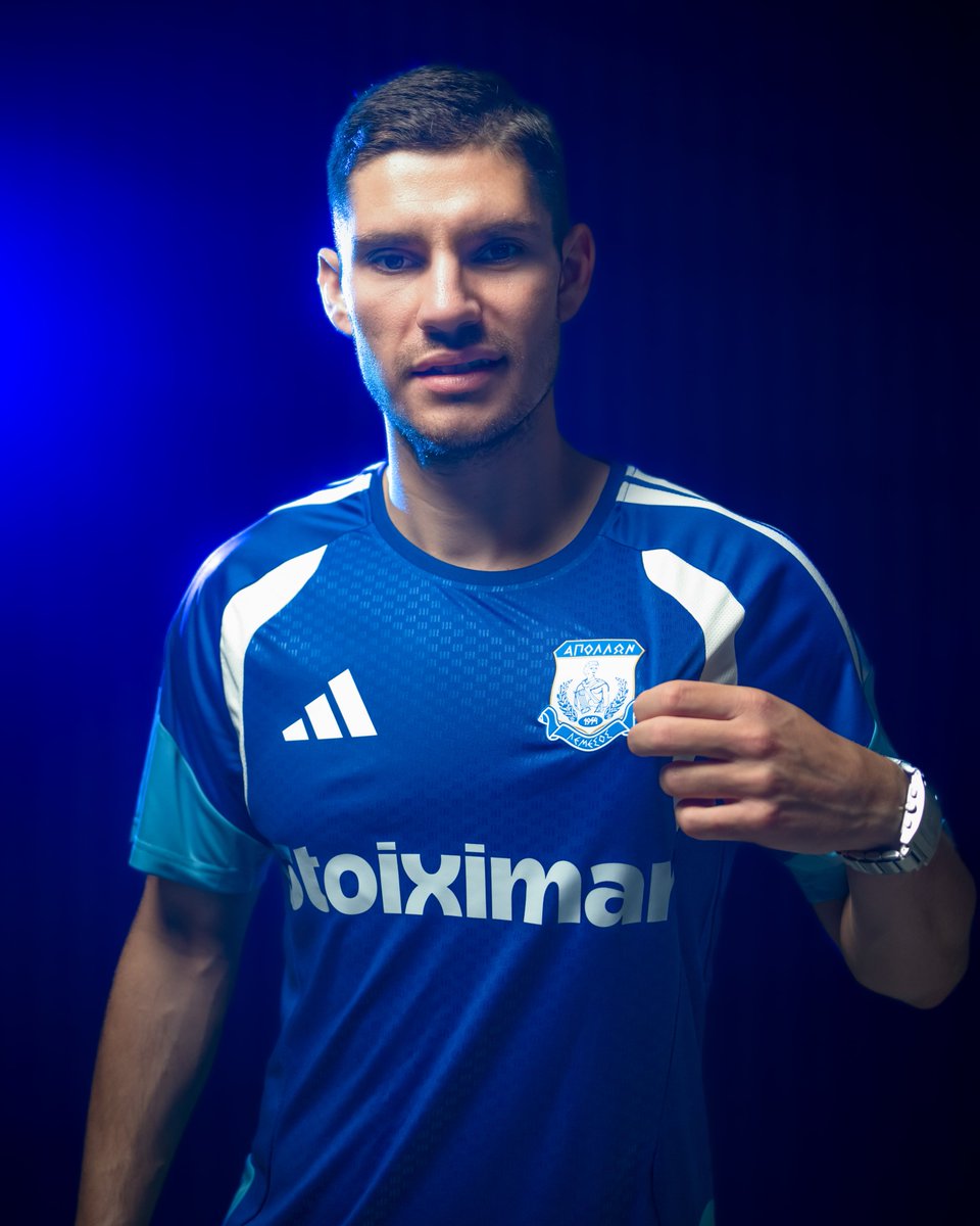 APOLLONOFFICIAL's tweet photo. Καλωσόρισες στην κυανόλευκη οικογένεια, Κωνσταντίνο Μπαλογιάννη! 🔵⚪ https://t.co/FrPwAyPIhd