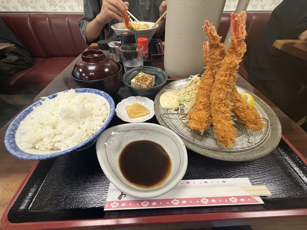 mhU115's tweet photo. 久々遠征🚅
名古屋に行ってきた\(//∇//)\
食べたいものありすぎて、、常に腹パンだったwww https://t.co/79vDf6Nh3N