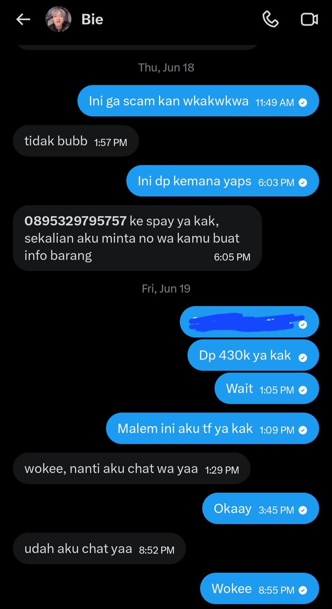 ilovealienssss's tweet photo. Be aware guys, jumat kemarin aku beli jewel dollkey eh ternyata kena scam dan itu nominalnya juga ga kecil gitu loh jd lumayan nyesek wkwkw https://t.co/4Njd9xoYRP