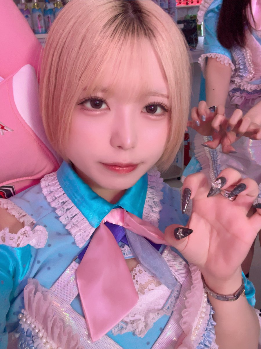 ｷﾞｬｯ( ᴗ̀ ̫ᴗ́ )