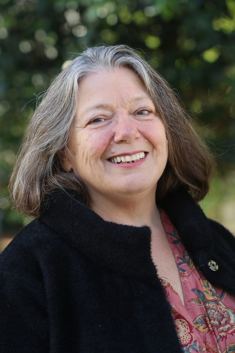 MarieKeating's tweet photo. We are deeply saddened to hear of the passing of Professor Saoirse Nic Gabhainn, a valued member of our Positive Living Community. 
Our thoughts are with her children Warren, Amy and Tadhg, grandchildren Clara and Cian and all who knew and loved her.
https://t.co/8Ptw9aUNvk
#RIP https://t.co/N51fgUEwVG