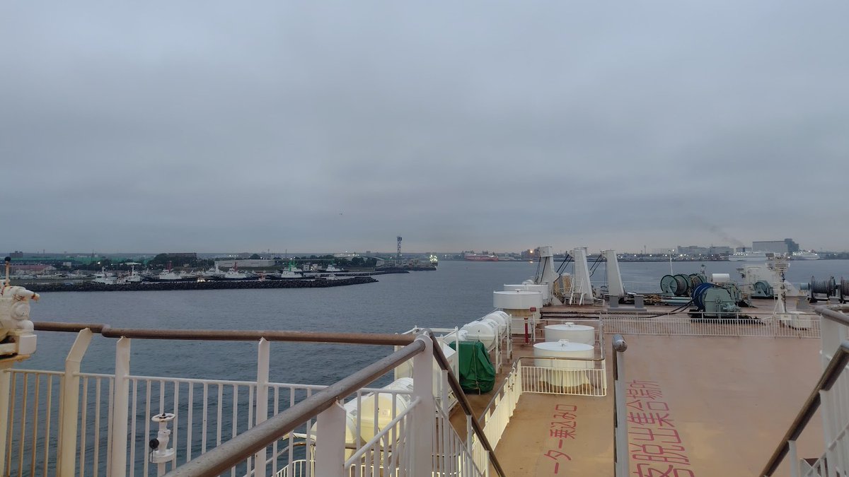 jam_alchemist's tweet photo. 今年も無事に北海道ツーリングから帰還しました。
例年と違い6月半ばからの旅は日程のほとんどが雨に祟られ、寒さに震える北海道でした。出発直前に防風インナーを荷物に追加した自分を褒めてあげたい気分です(笑)
来年もまた、北海道ツーリングに行けると良いな…！ https://t.co/P8qJ5RF2dd