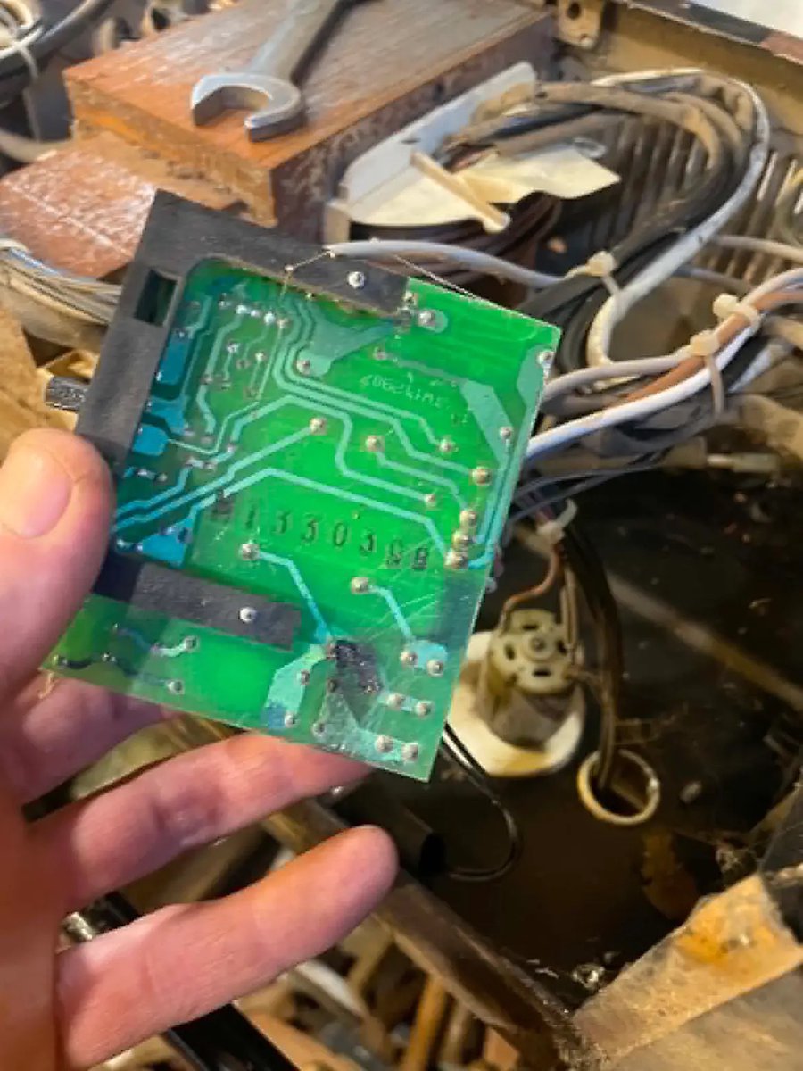 KevWilson7's tweet photo. Only thing was the welder blew up, which was a nuisance but wasn’t buying a replacement as I’ve had it 30 years and wouldn’t get 30 out of a new one so I fixed it 😝 https://t.co/NqJ4QbW7jR