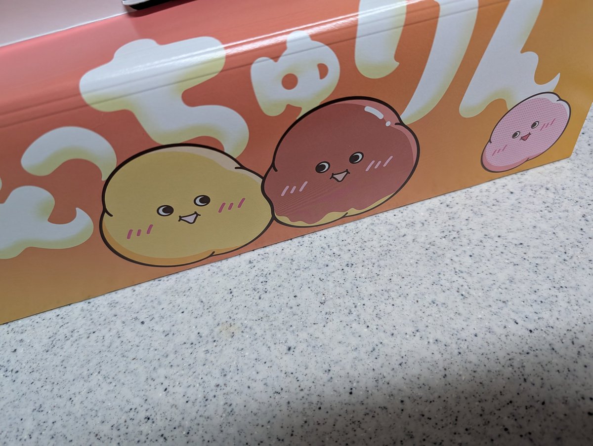 mashurubiz's tweet photo. いちごはなかったけど、並んでなかったから、きな粉とみたらし買ったった！(朝の出来事) https://t.co/BEglcDtxD7