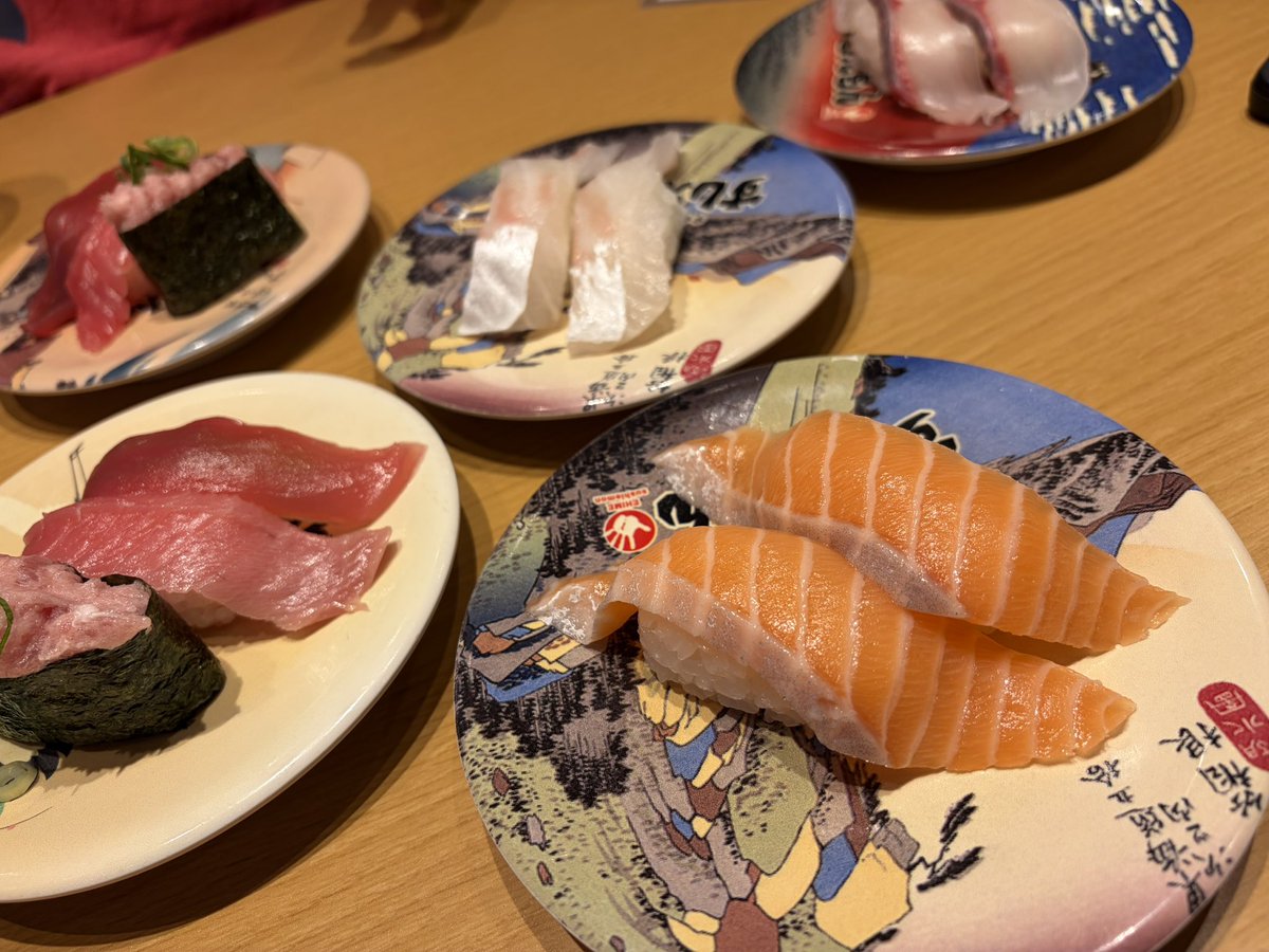 rsdralevel's tweet photo. 実家寄って大量の寿司ごちでした https://t.co/ILwjR7i09J