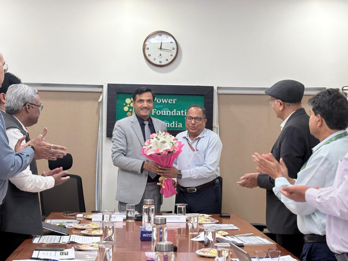PFIndiaOrg's tweet photo. The Executive Committee of the Power Foundation of India (PFI) convened a meeting at the Foundation’s office earlier today under the chairmanship of Dr. R.K. Tyagi, Director General, Power Foundation of India.

#PowerFoundationofIndia #PowerSector #EnergyTransition https://t.co/D8rGsCCV7R