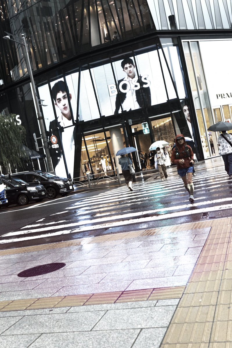 aonom315's tweet photo. ���の銀座のカラー写真 https://t.co/LpKFL1MDub
