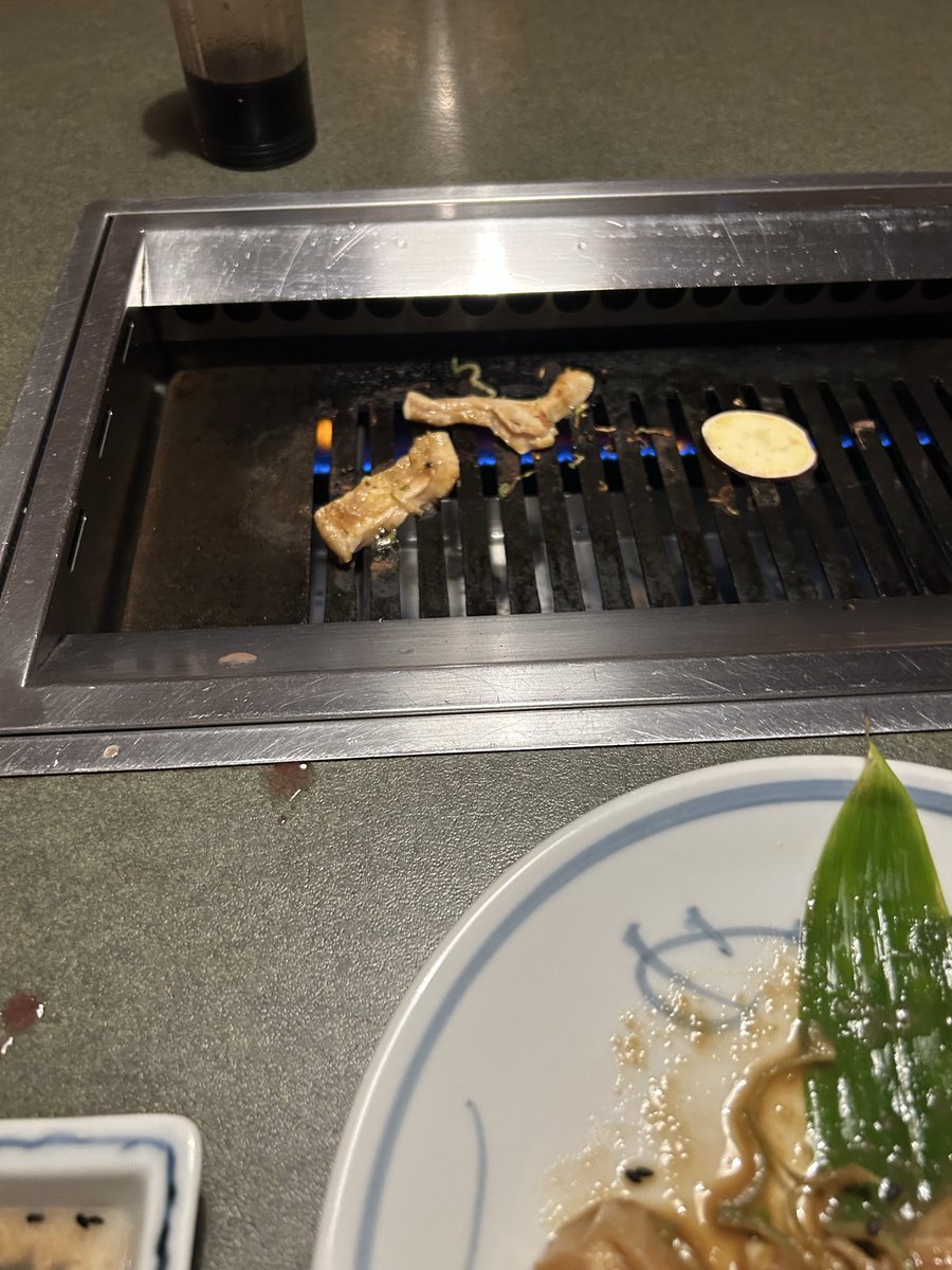 rollingstone28's tweet photo. 一人焼肉くいにきてる！ https://t.co/QJSaY0mE4B