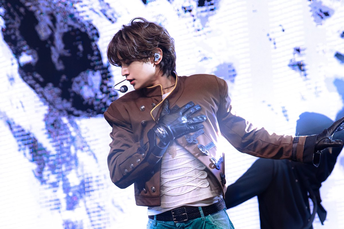 Only_Hope1209's tweet photo. SBS 인기가요 미션포토 민호 Cut💎 
https://t.co/pl1aOGCRHw
#샤이니 #SHINee #민호 #MINHO #ミンホ https://t.co/87o0m6Ihqn