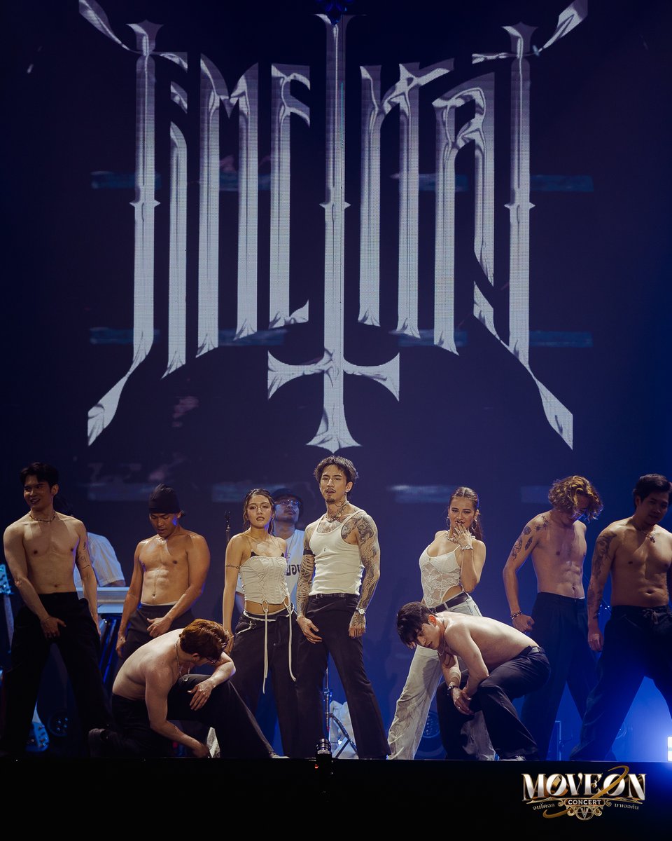 Moveonconcert's tweet photo. มีอะไรอีกมั้ยที่ลืมบอก...
แต่อยากจะบอกว่าคนนี้เขาฮอตไฟลุกจริง ๆ 🌡️💥

#TIMETHAI
#MOVEONCONCERT
#MOVEONCONCERTxTIMETHAI
#MuzikMove #OKD #MondayOnDecember https://t.co/sfdovJs8fy