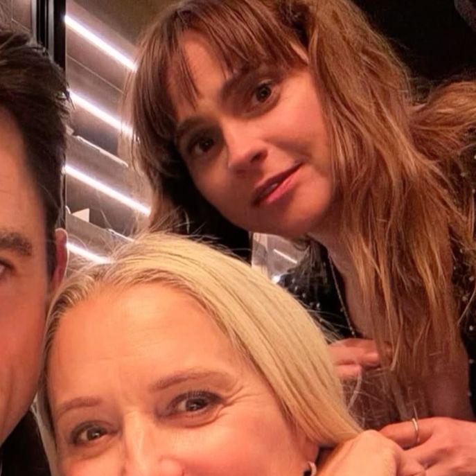 fifibisous's tweet photo. and if i said the same about fiona https://t.co/1LoZuLkJkL