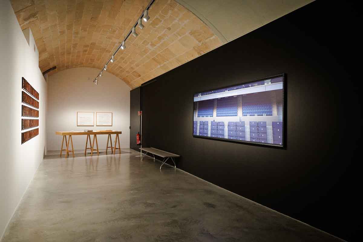FTCatany's tweet photo. 📯

Darrers dies per visitar l'exposició PALCO DE HONOR de Paula Artés a la Fundació Toni Catany / Centre Internacional de Fotografia

Fins diumenge 28 de juny

Els nostres horaris:
dijous de 10 a 14h
divendres de 10 a 14 i de 16 a 20h
dissabte de 16 a 20h
diumenge de 10 a 14h https://t.co/AUDMR4FUrA
