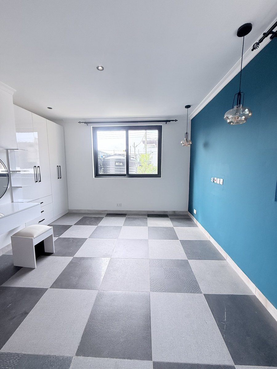 propertiesbyohe's tweet photo. Newly built 2 bedroom apartment with 3 washrooms for rent

Location : Tse Addo 📍

Price : 

$1000 / month for 1 year
Service Charge : GH1,000 / month 

DM/ Call / Whatsapp : 0202795533 for all enquiries.

Agency T&amp;C’s Apply.

Ghana World Cup England Football Asare Kakalika FIFA https://t.co/ORLkw08JXA