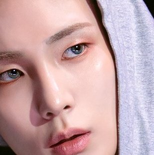 KEYbumlove_0923's tweet photo. 키가 또 막 얼굴로 빔을 쏨.... https://t.co/9XfQTFCPQW