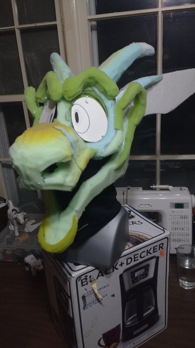 crystumes's tweet photo. The head they made for me in return! Absolutely just gorgeous artistry. This is of my (now older) personal fursona monster character. Looking at all the wips and how pretty she is I am sad I don't use her but also it's too hard to part with her 😭 https://t.co/W0lUNkmT4w