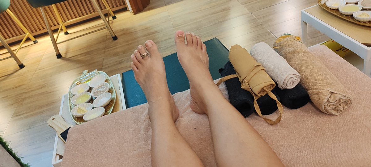 eggsioson's tweet photo. #day129

Much needed pampering. 🥹 Pardon my weird toenail. 🦶 https://t.co/sVl4zN3jXB