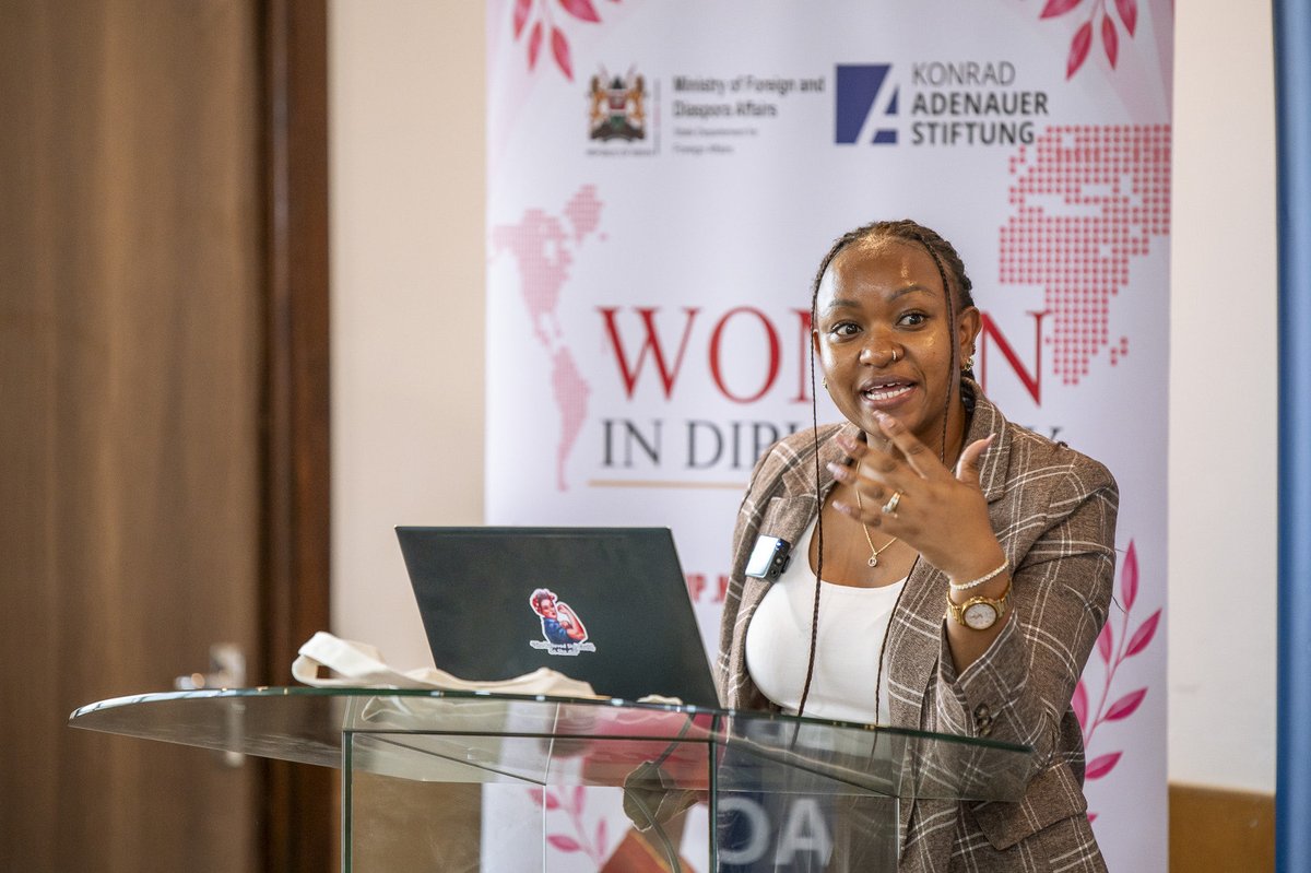 KAS_Kenya's tweet photo. Happy International Day of Women in Diplomacy! 
On Day 2 of our Programme, we proudly celebrate the remarkable women advancing global progress.
@yvonnenyokabi highlighted the power of gender responsive climate diplomacy.
#InternationalDayOfWomenInDiplomacy https://t.co/r51IChgBlj