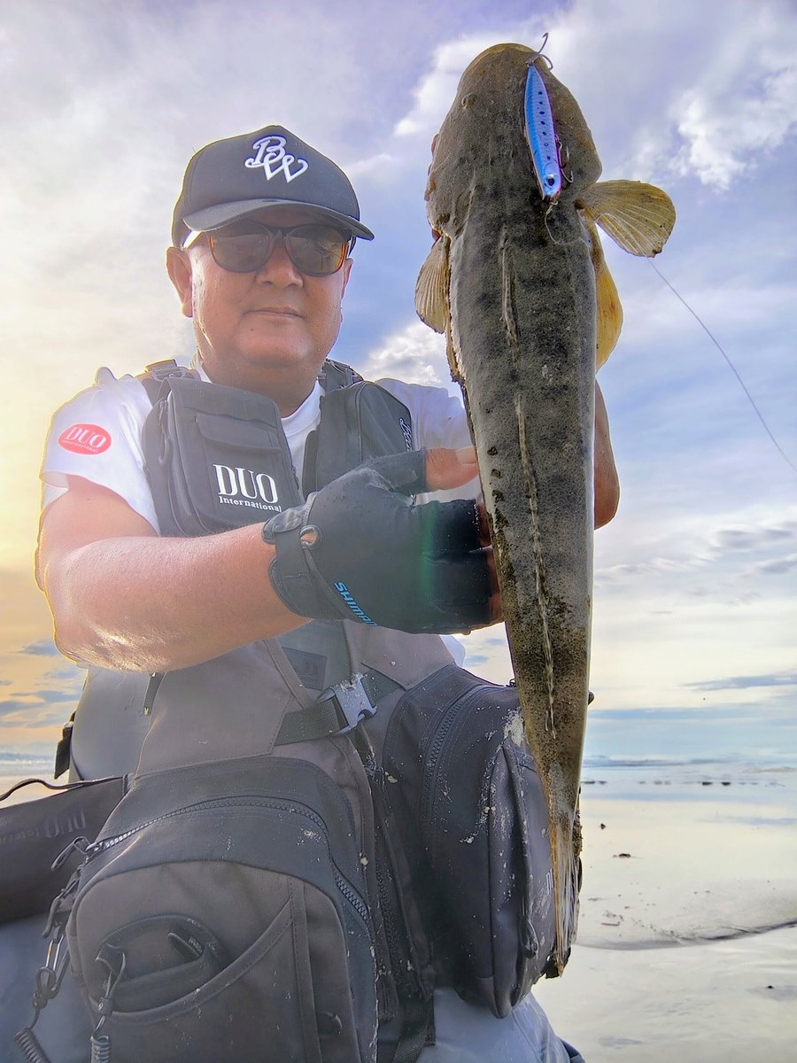 terastation515's tweet photo. 6月22日☀
in三重サーフ！

DUOの
チェンジャー105Sにヒット！🐟️

エントリーサイズには届かずでしたが､嬉しい１尾でした

・ヒットルアーは
【DUO】チェンジャー105S

#DUOinternational
#DUOサポーター
#リモートサーフ感謝祭
#三重サーフ
#チェンジャー105S
#PR https://t.co/jIZvpxcI1b