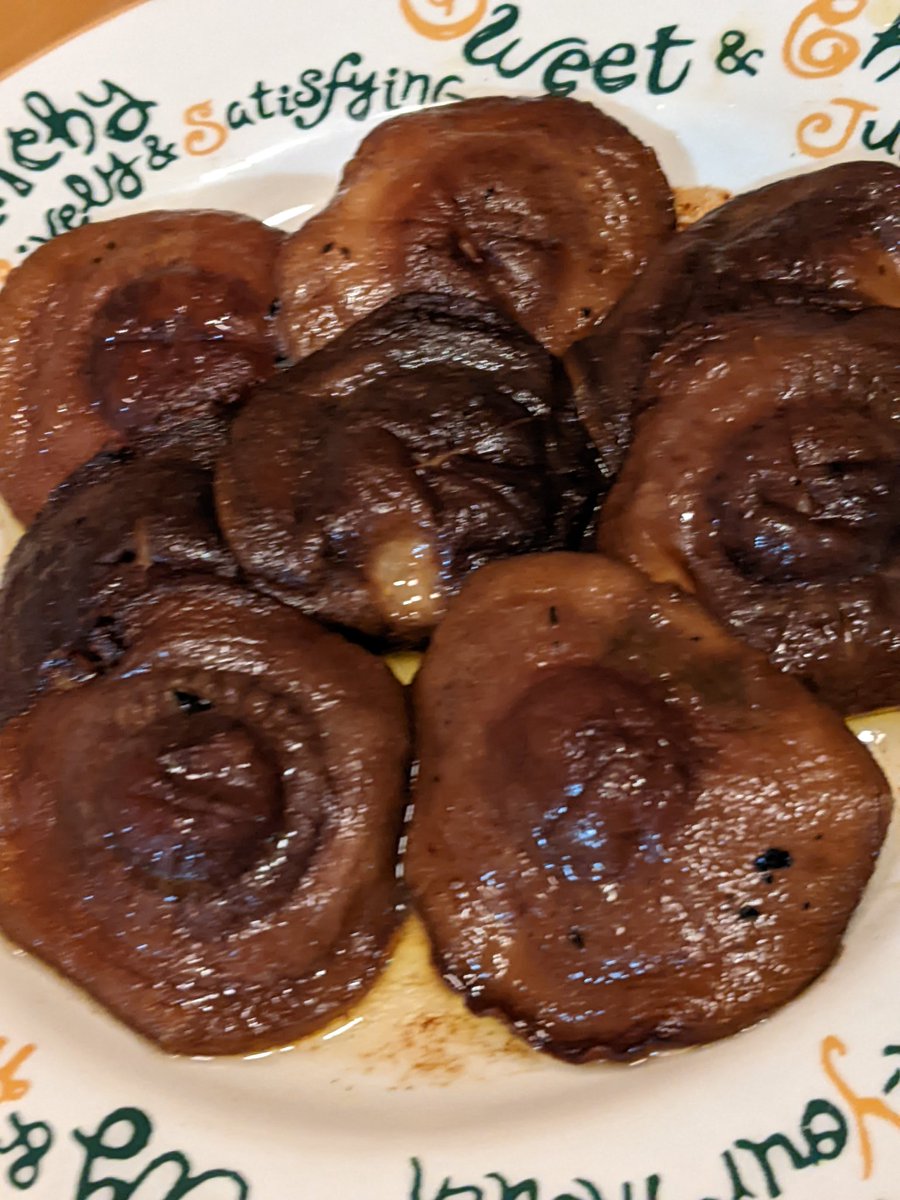 Ut_aria's tweet photo. 朝からの掃除がまだ続こうと、ご飯はちゃんと作ります😋
米粉でやるフライドチキン美味しいからマジでおすすめ！ https://t.co/HAJEa7yPmn