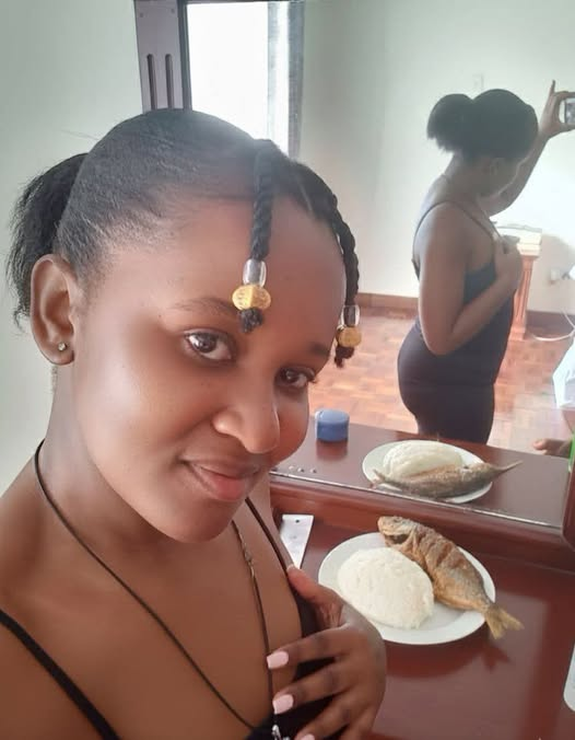 Cynthiahkenya's tweet photo. Lunch time🤤karibuni twala😅😅 https://t.co/7W0m0u2ty8
