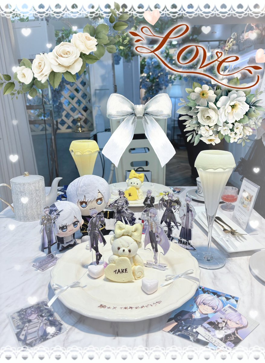 _tanukihime_'s tweet photo. ｢騎士Ｘ(たけち)の1周年お祝いしたい｣
とお願いしたら、夏ちゃんが一緒に行ってくれました🥲ありがとう😌💕
アクスタを沢山並べるのも、ちゃんとした推し活写真を撮るのも初めて💫
少しは♡愛♡が伝わるだろうか…💦
めちゃめちゃ素敵な1日になりました🥹✨

˙˚ʚ アクセサリー ɞ˚˙
lafeecuiller 様✨ https://t.co/SeJ1tcBvsV