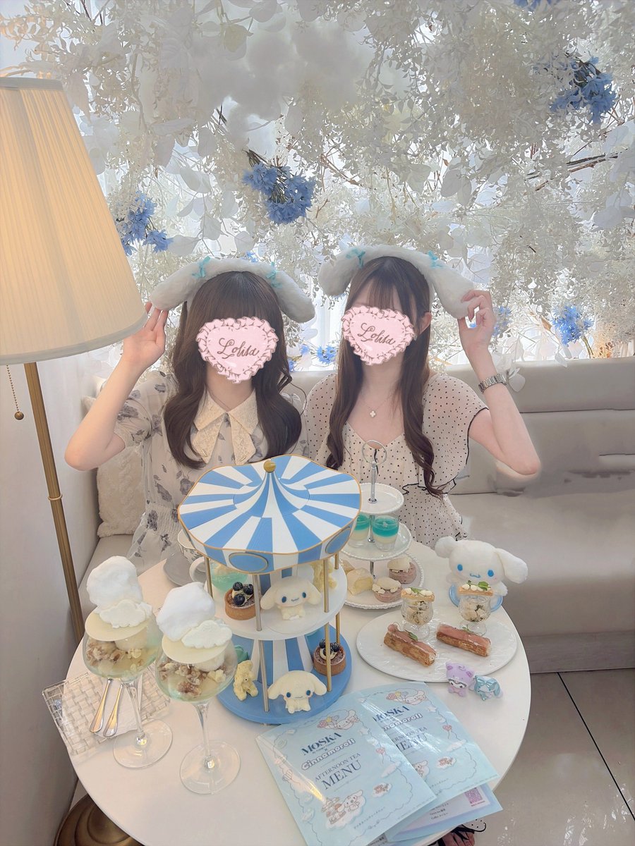 un_sonano0122's tweet photo. 今日からスタートのシナモン君のアフタヌーンティー🫖🩵
めちゃくちゃかわいかった૮˃̵֊ ˂̵ ა💮 https://t.co/OuxK173xBb