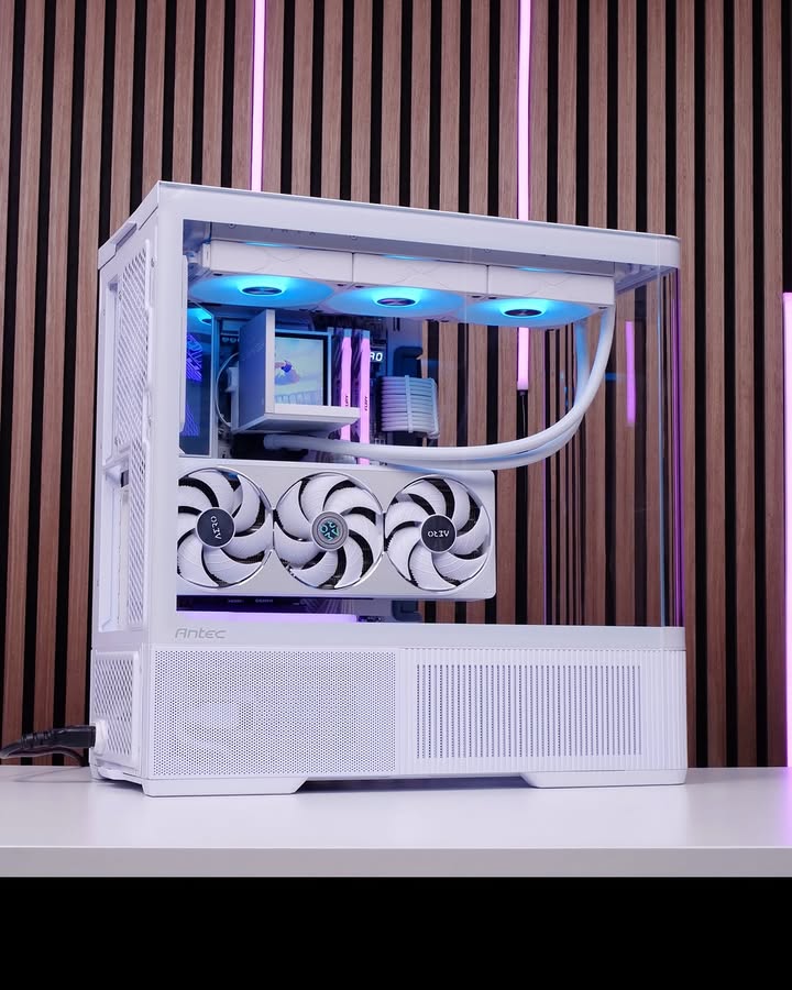 GIGABYTE_DE's tweet photo. GIGABYTE AORUS AERO GiMATE AI TOP GAMING POWER 😎

GIGABYTE RTX5080 AERO OC 16G + AORUS X870 STEALTH ICE 

Dank an 💘🛠📸🎥💻: cr: @ battlerigs @ gigabyte_official

#GIGABYTE #AORUS #pcmr #pcbuild #AERO #STEALTH #X870 https://t.co/0Zn5pcGZvG