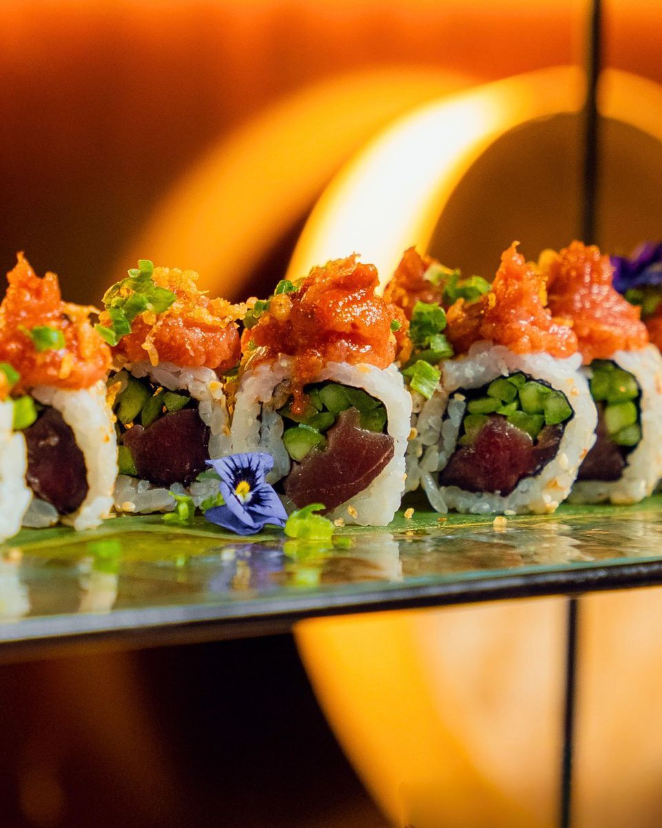 koiriyadh's tweet photo. سوشي مثل ما تحب! 🍣
استمتع ببوفيه سوشي رول لا محدود بـ 140 ريال فقط 
للشخص شاملة ضريبة القيمة المضافة 

الاحد — الخميس
من الساعة 5:00 مساءً وحتى 8:00 مساءً

الجمعة
من الساعة 5:00 مساءً وحتى 11:00 مساءً

احجز الآن 
+966551670703 https://t.co/nfsMfr9Bfx