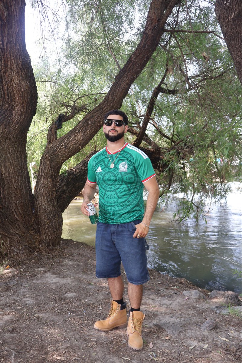 PERDlSTE's tweet photo. QUE MÉXICO SIGA SUPERANDO 🇲🇽 https://t.co/McxWaY2M6P