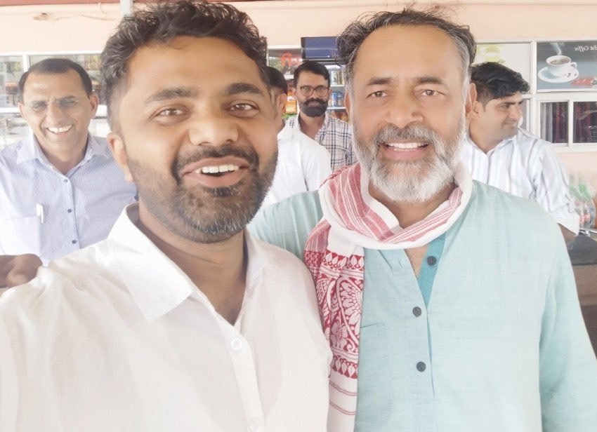 VijayGajeraO's tweet photo. @news24tvchannel Bhang Pi Hai Kya @news24tvchannel?

He is a congress leader, not a farmer 🤌 https://t.co/QDLk6wR1WP