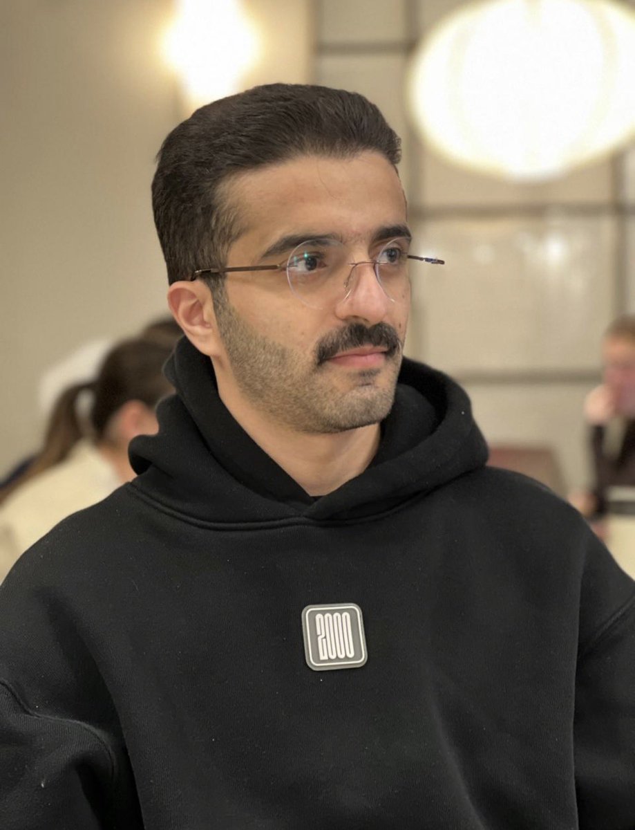 AbdullahAli1975's tweet photo. 🎓 الحمد لله الذي بنعمته تتم الصالحات، وتتحقق الأمنيات، وتُبلَّغ الغايات.
أكرمني الله بتخرج ابني يزيد، من كلية العلوم والهندسة بتخصص الامن السيبراني بمدينة لستر بتقدير ممتاز مع مرتبة الشرف الأولى.
أسأل الله أن يجعل علمه نورًا، وطريقه توفيقًا، ومستقبله خيرًا مما نرجو، وأن يفرح كل أبٍ وأمٍّ بأبنائهم.