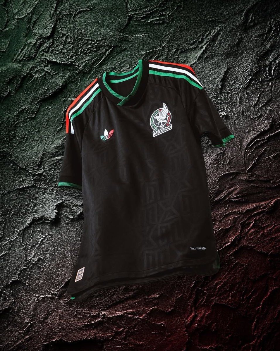 JustFreshKicks's tweet photo. adidas 2026 Mexico National Team Third Jersey Collection 🇲🇽

https://t.co/itKEh90R9Y https://t.co/rEpZrSgEL1