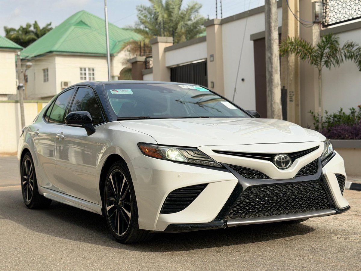 abdulknasidi's tweet photo. Foreign Used 
2018 Toyota CamryXSE Keyless Entry, Pano roof
Duty 💯 ✅
🏷️N28,500,000 
Location: Kano
📥081-6430-2387 https://t.co/MEXJdCe2RQ
