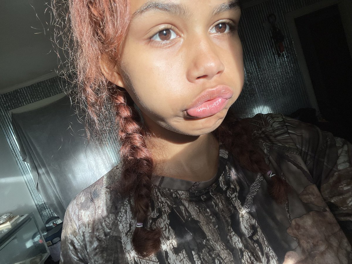 b_imbo21's tweet photo. #cutie https://t.co/NzeLi2YLvA