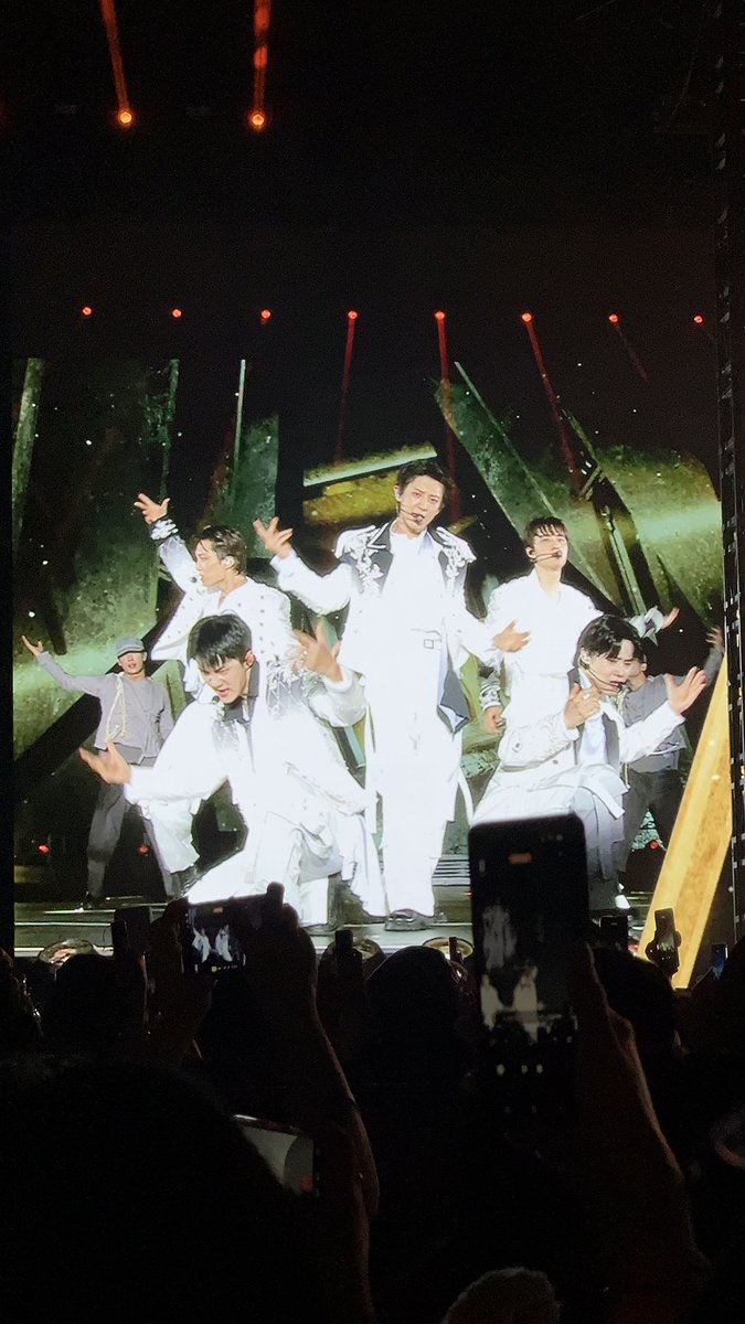 serafi__'s tweet photo. EXO my love ❤️ https://t.co/pXInsDSxc1