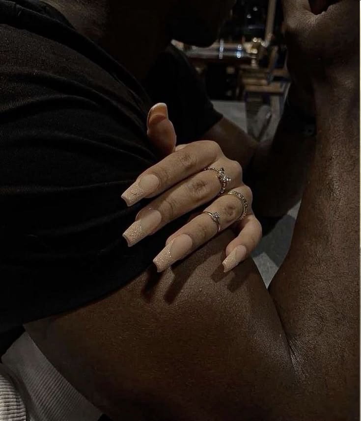 SharonO44776's tweet photo. I want to recreate this photo with somebody's son na lazima akue na biceps🙂‍↔️🤭 https://t.co/s2LVGb21c4