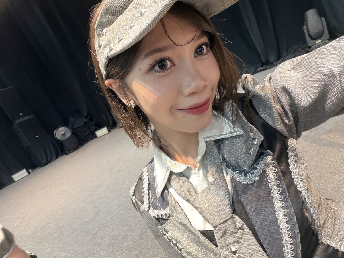 A_LuluJKT48's tweet photo. Makasi yaa Jogjaa untuk hari pertama Theater Sementara, besok ketemu lagiii yezzz🤍 https://t.co/Z1e8cMDinU