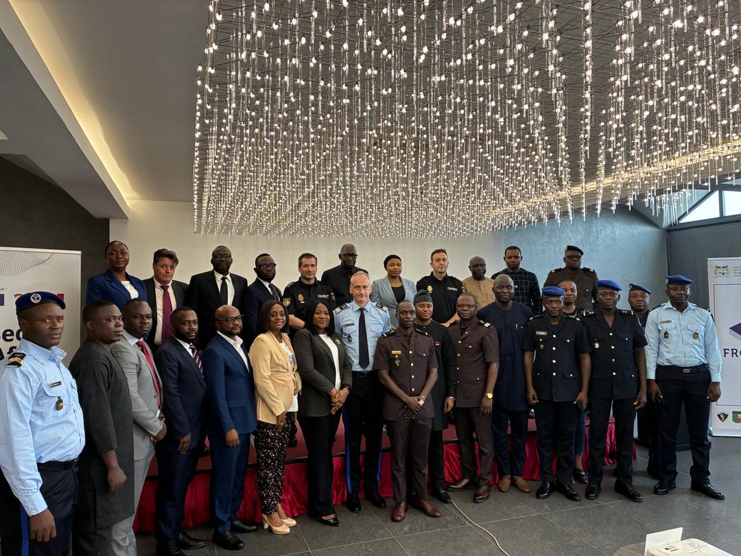 fiap_es's tweet photo. 🚨La trata de personas vulnera los derechos y la dignidad de las víctimas y mueve flujos de dinero ilícito que alimentan redes criminales.

‼️ La @policia imparte una formación en Nigeria y Benín para combatir este delito. En el marco del proyecto🇪🇺 SecFin https://t.co/rPRkN9ldld https://t.co/0oYFBPi9NQ