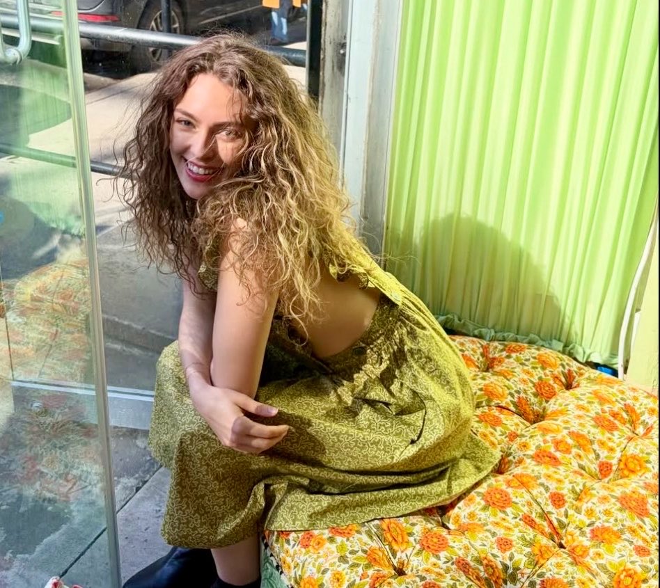 hopeftlizzie's tweet photo. danielle rose russell's day bc she's a fairy princess it's true 🧚🏻🫶 https://t.co/yMuEuyAhXZ