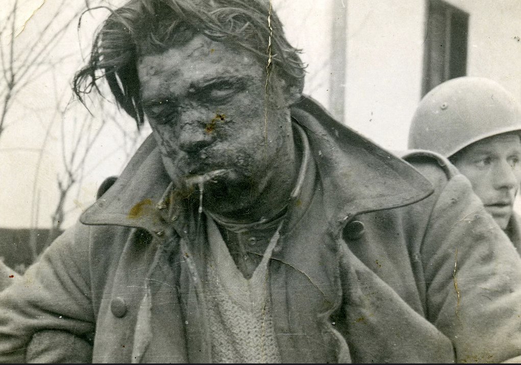 ANPIRomaPosti's tweet photo. Il #25giugno 1943, un reparto dell'esercito di occupazione italiana in #Montenegro composto da militi della Divisione "Taro", fucilò ad #Umca, nei pressi di #Cetinje,il patriota jugoslavo #MarcoAbramovic già precedentemente internato presso il campo italiano di #Klos in #Albania. https://t.co/LUPkL6MDb2