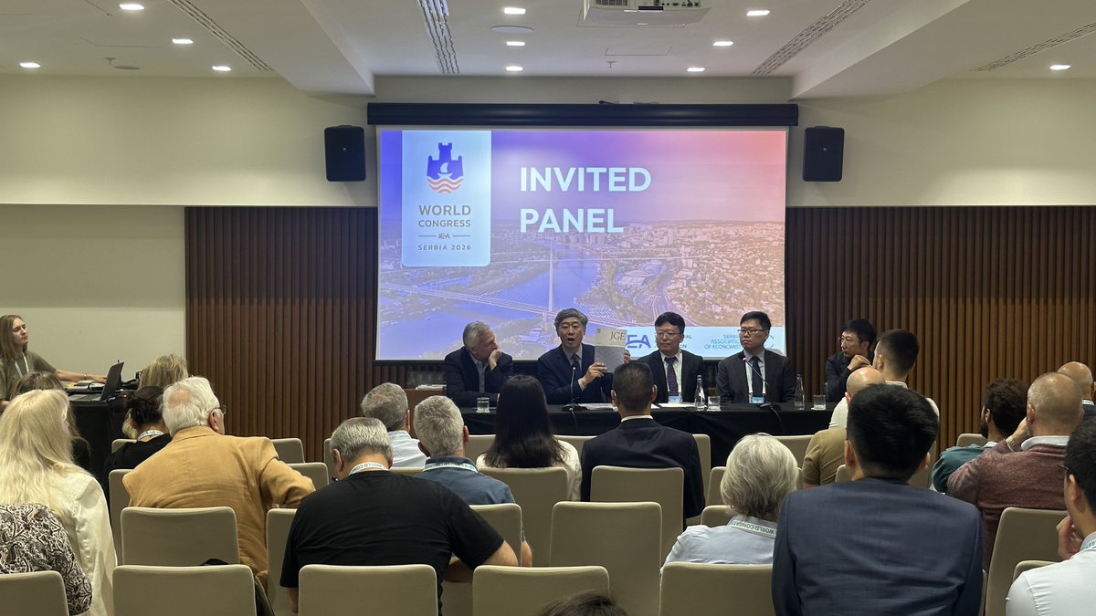 IEA_economics's tweet photo. Invited Panel: Industrial Policies in the AI Era: Implications for China-US Competition

Chair: David Daokui Li (Tsinghua University)

Panelists: Zhangkai Huang, Keaobo Li (Tsinghua University); Dani Rodrik (Harvard University); Jianpo Xue (Xiamen University) https://t.co/W5Ok4h6vol
