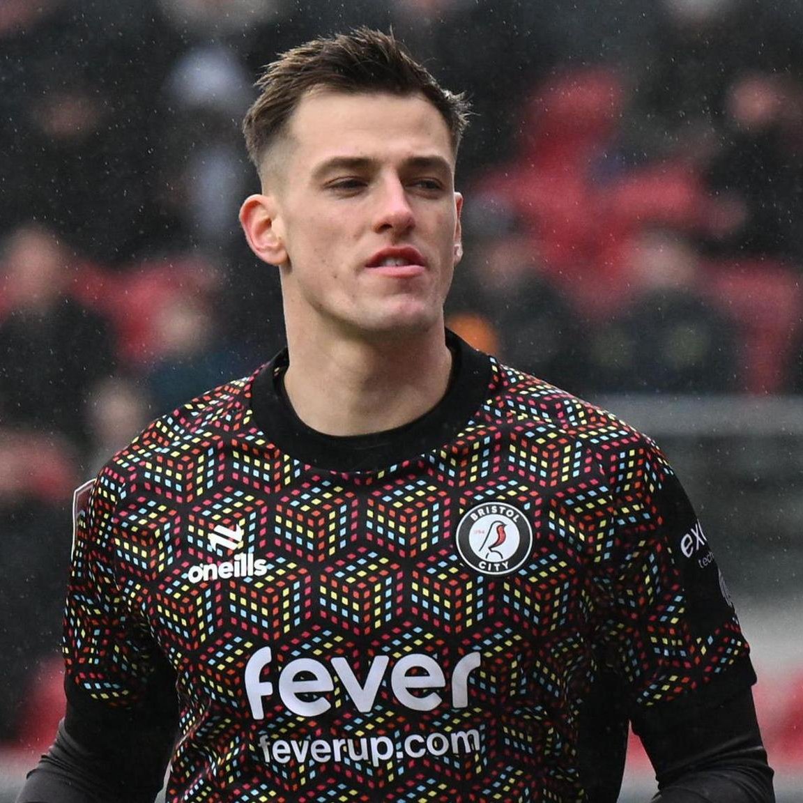 UTDGgmublog's tweet photo. 🚨🇨🇿 | NEW:

Hull City [newly promoted to the Premier League] are among the clubs INTERESTED in signing Radek Vitek. Coventry and Ipswich also rate him. 

[@NathSalt1] https://t.co/tjQoXGJl7X