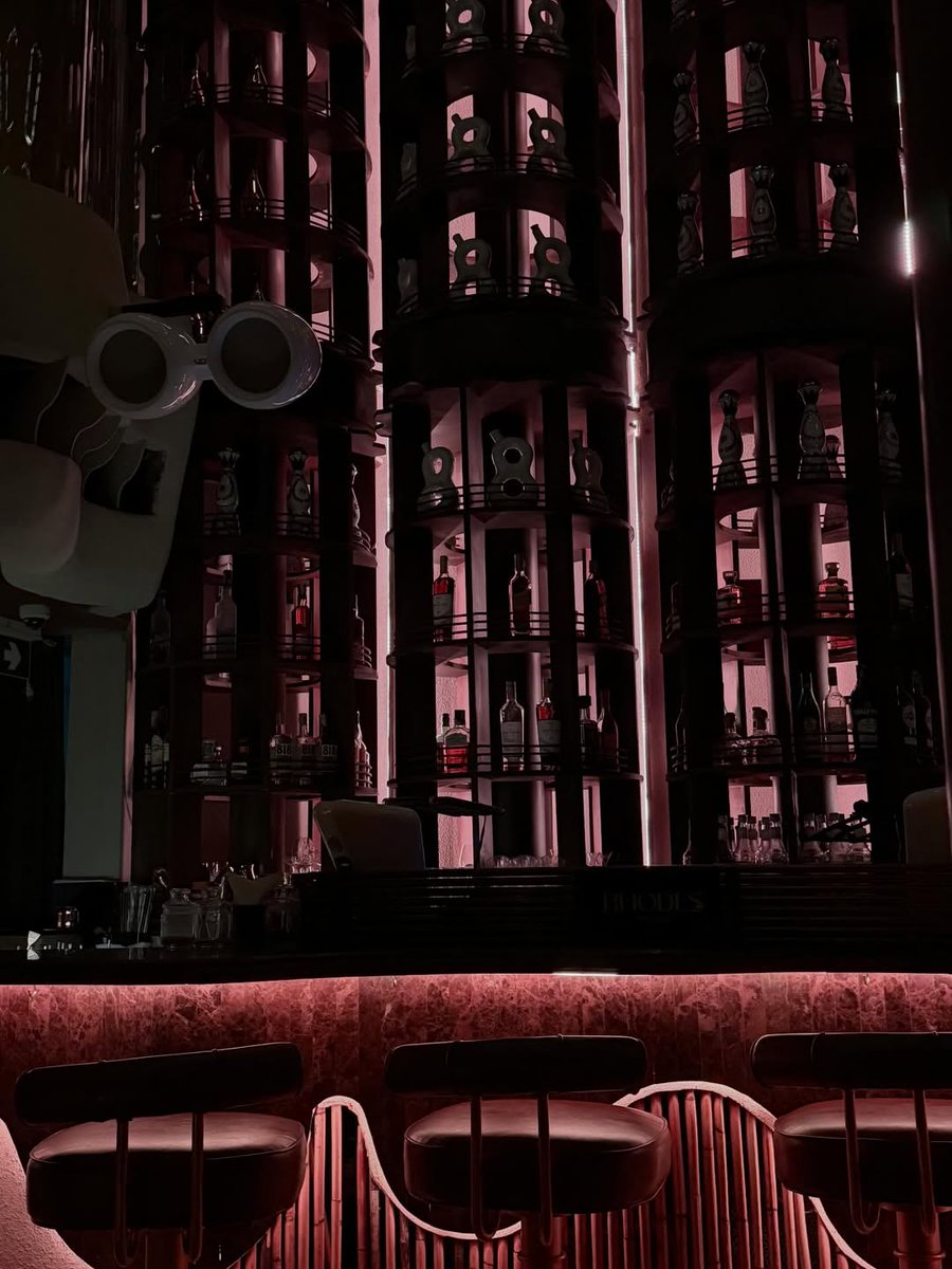 starlightnnfv's tweet photo. ㅤ

📍𝗞𝗜𝗧𝗔 𝗕𝗮𝗿 — 𝗝𝗮𝗸𝗮𝗿𝘁𝗮 𝗣𝘂𝘀𝗮𝘁

Hot girls know that not every evening needs a crowd. Sometimes all you need is a good drink, a beautiful view, and a little time for yourself. 😋🩷

ㅤ https://t.co/iAYVV16ifM