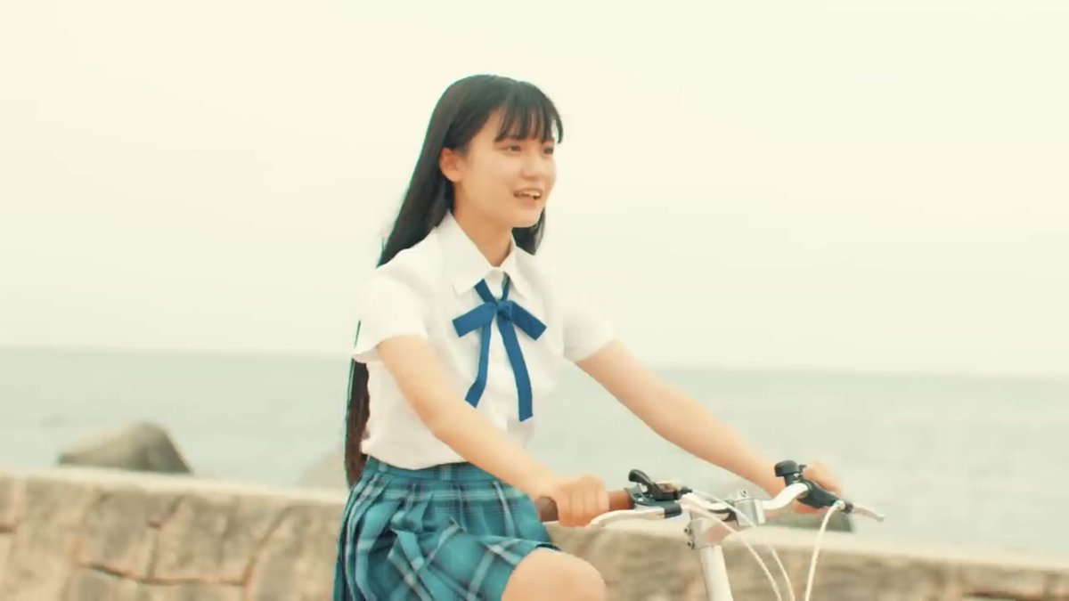 8ookmark's tweet photo. いつかみやびーむがセンターポジで自転車に乗っているMVが見たいですね #長谷川雅 #SKE48 https://t.co/Tca3cyNmba