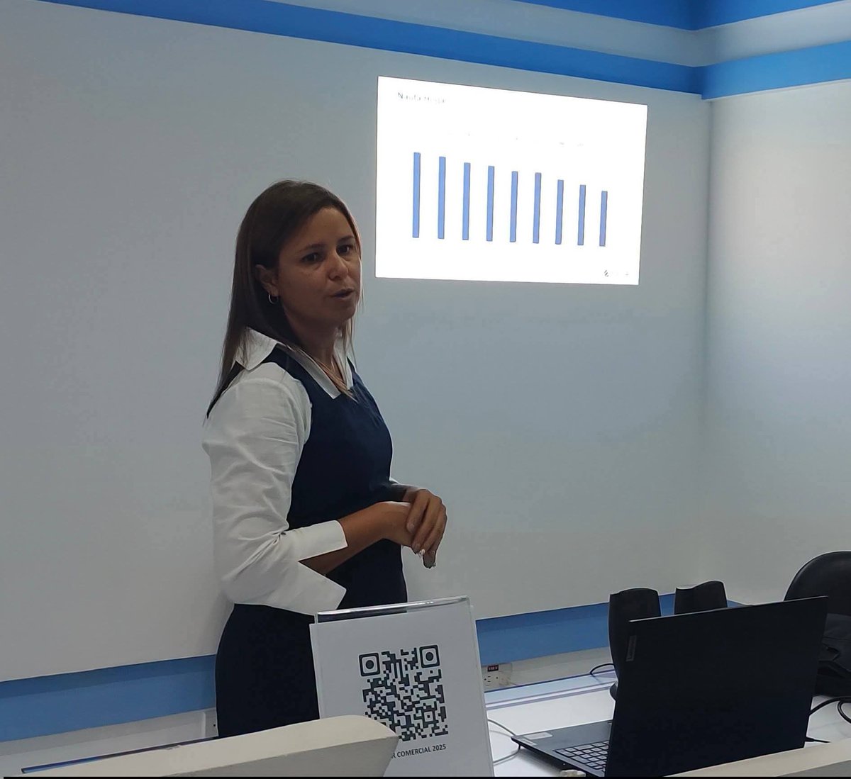 AlinaG41369's tweet photo. Talentosas, innovadoras, dedicadas. Protagonistas de cada transformación en las telecomunicaciones. ETECSA_Cuba Las Tunas las felicita en el "Día Internacional de la Mujer en la Ingeniería"
#GirlsInTIC
#EtecsaConCuba https://t.co/AVAhQgvlzJ
