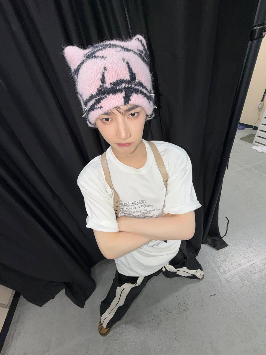 genius_haobao's tweet photo. 可愛い自覚がないと撮れない写真 https://t.co/rcnWfX2Osd