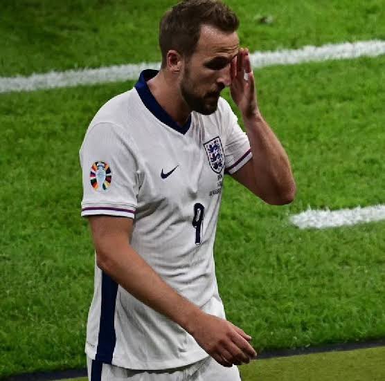 ajansJargon's tweet photo. 0-0 biten İngiltere - Gana maçı sonrası Ganalı büyücü Nana Kwaku Bonsam:

▪️Dünyanın en güçlü spiritüalistiyim. 

▪️Harry Kane’i dün gece bağladım.

▪️Onu hepiniz izlediniz!

▪️Sahada topa neredeyse hiç dokunamadı. https://t.co/VD8UIOsXDR